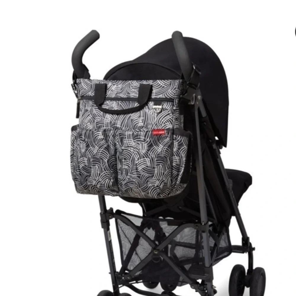 Skip Hop Duo Signature black‎ and white diaper bag NWT
